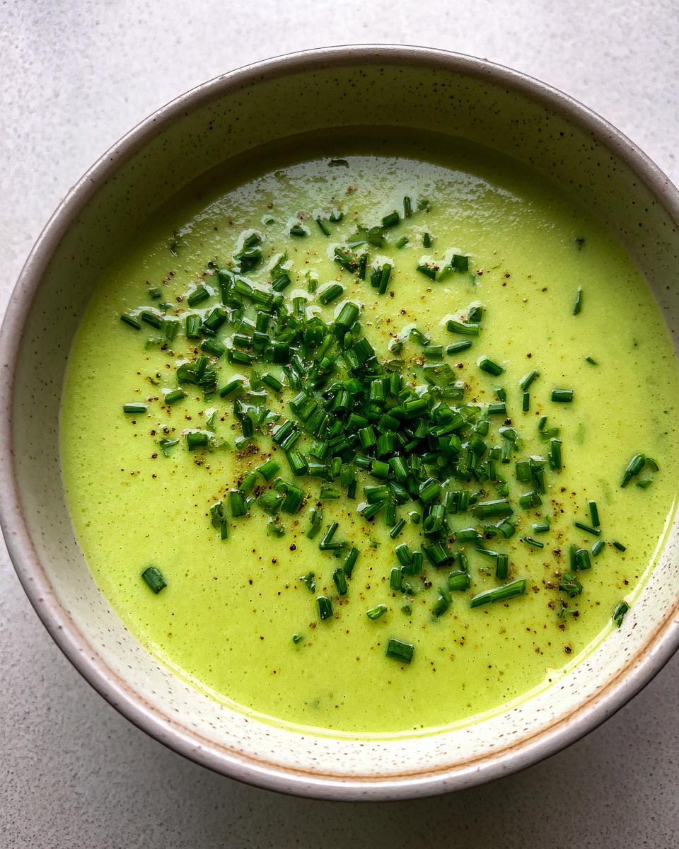 Creamy Zucchini Soup - detail 2